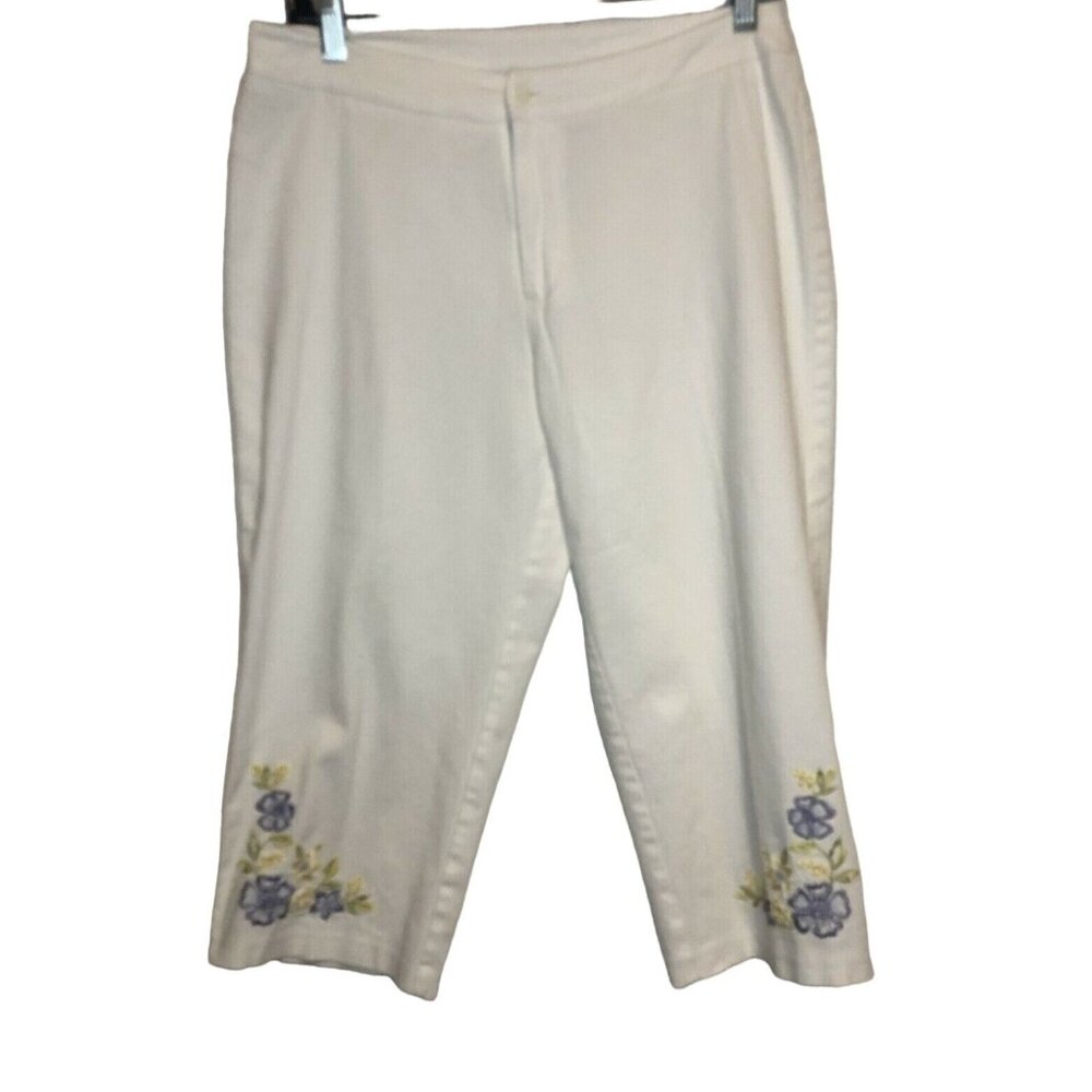 RL Richard Women’s Petites Size 10P White Capri Pants Floral Embroidered Design